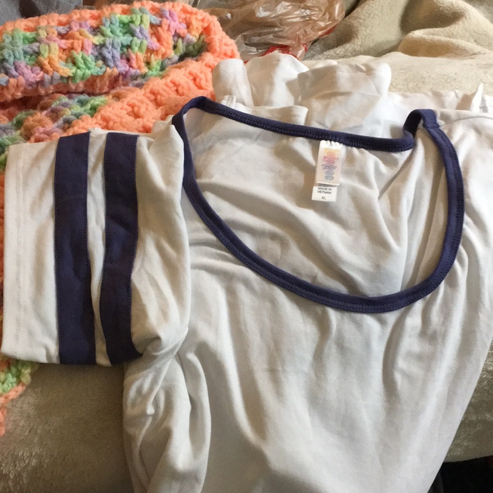 LuLaRoe Perfect Tee